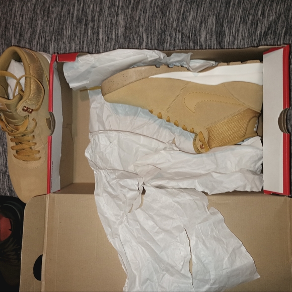 SOLD!!!!!!!!! - Picture 5 of 9